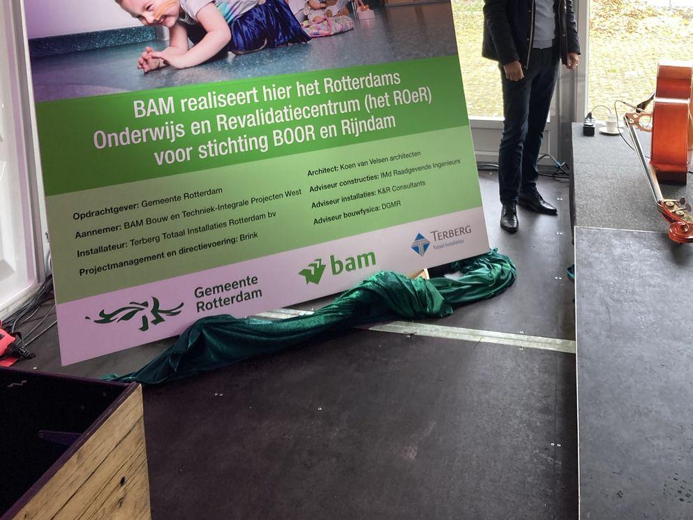 Bouw Rotterdams Onderwijs en Revalidatiecentrum (het ROeR) van start