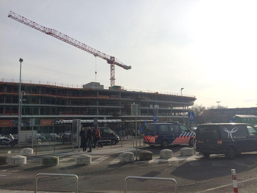 Hoogste punt Multi Purpose Building (MPB) op Eindhoven Airport gevierd