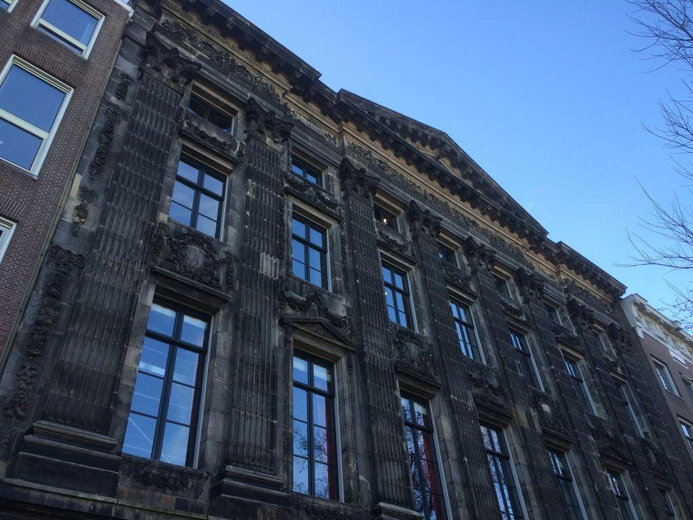Het Rijksvastgoedbedrijf en BAM restaureren het Trippenhuis in Amsterdam