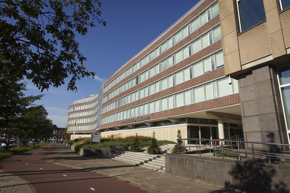 provinciehuis_zijaanzicht